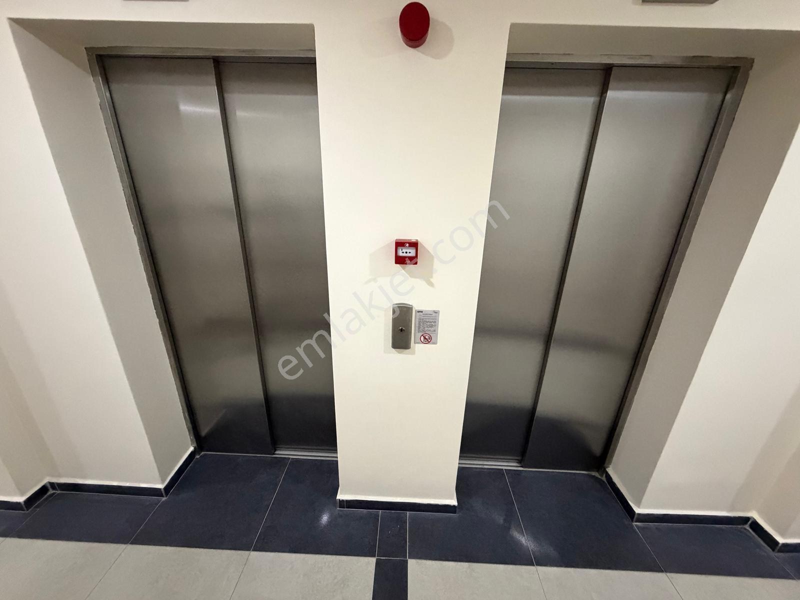 Safir Konakları Mahmutbey Metro Yanında 3+1 200 M2 Satılık Daire — fotoğraf 28