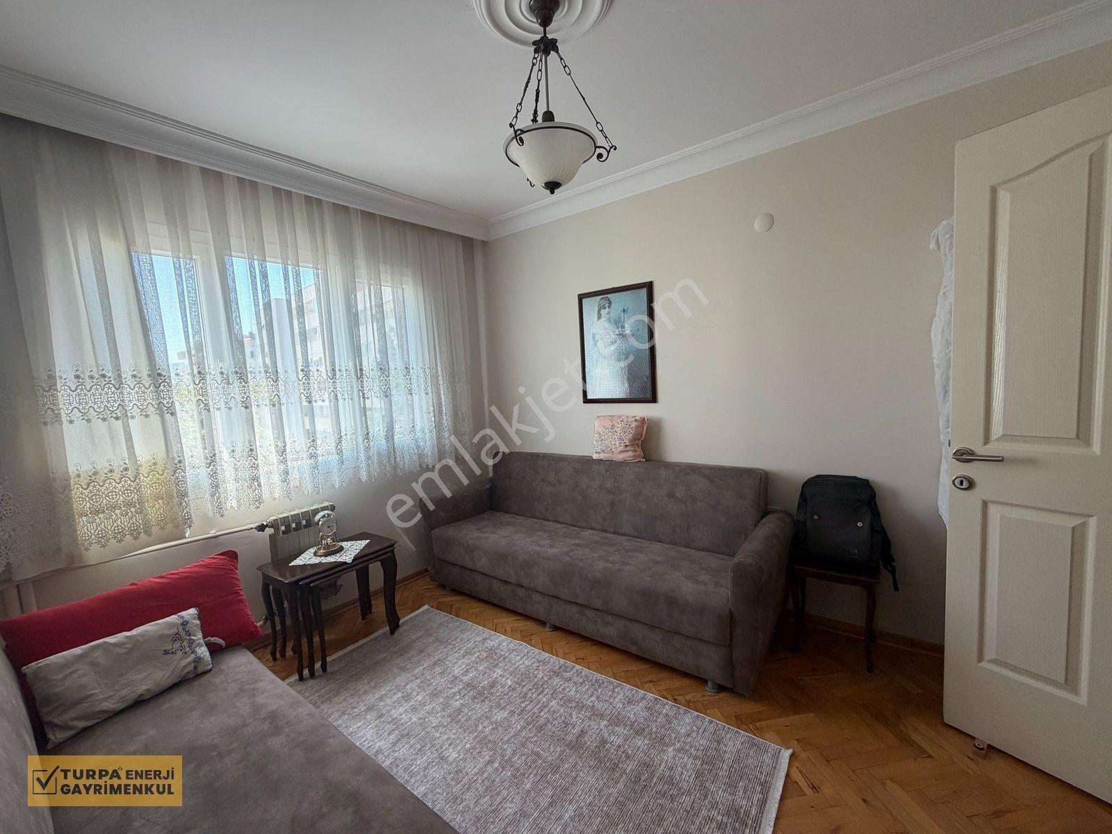 Yol Cephesi, Bakımlı, Ara Kat, Satılık Otoparklı 3+1 Köşe Daire — fotoğraf 15