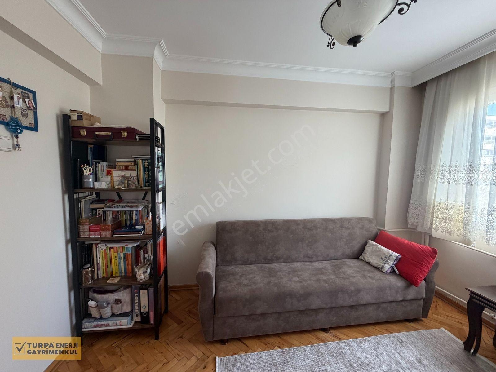 Yol Cephesi, Bakımlı, Ara Kat, Satılık Otoparklı 3+1 Köşe Daire — fotoğraf 16