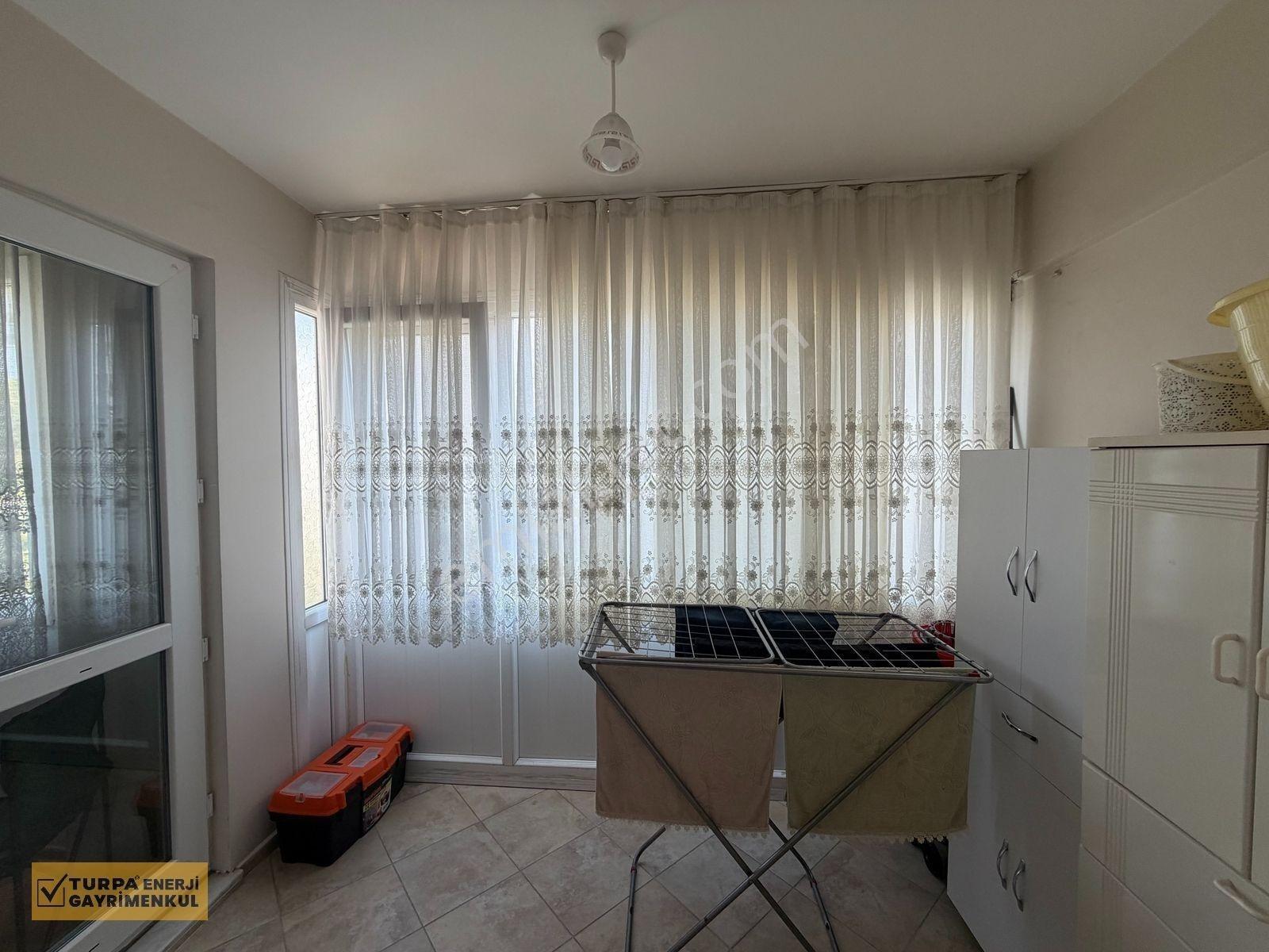 Yol Cephesi, Bakımlı, Ara Kat, Satılık Otoparklı 3+1 Köşe Daire — fotoğraf 22