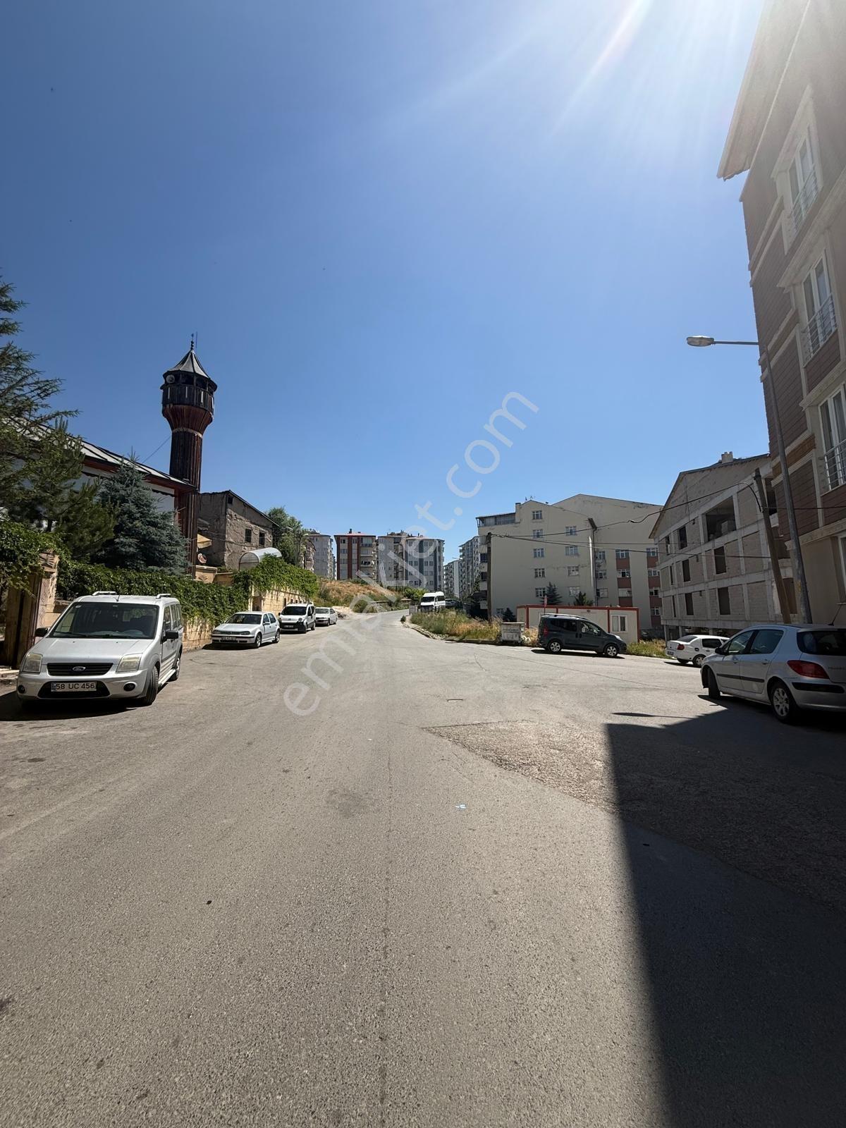 Yörükoğlu Gayrimenkul'den Pulur Mah. Satılık 2+1 Daire — fotoğraf 2