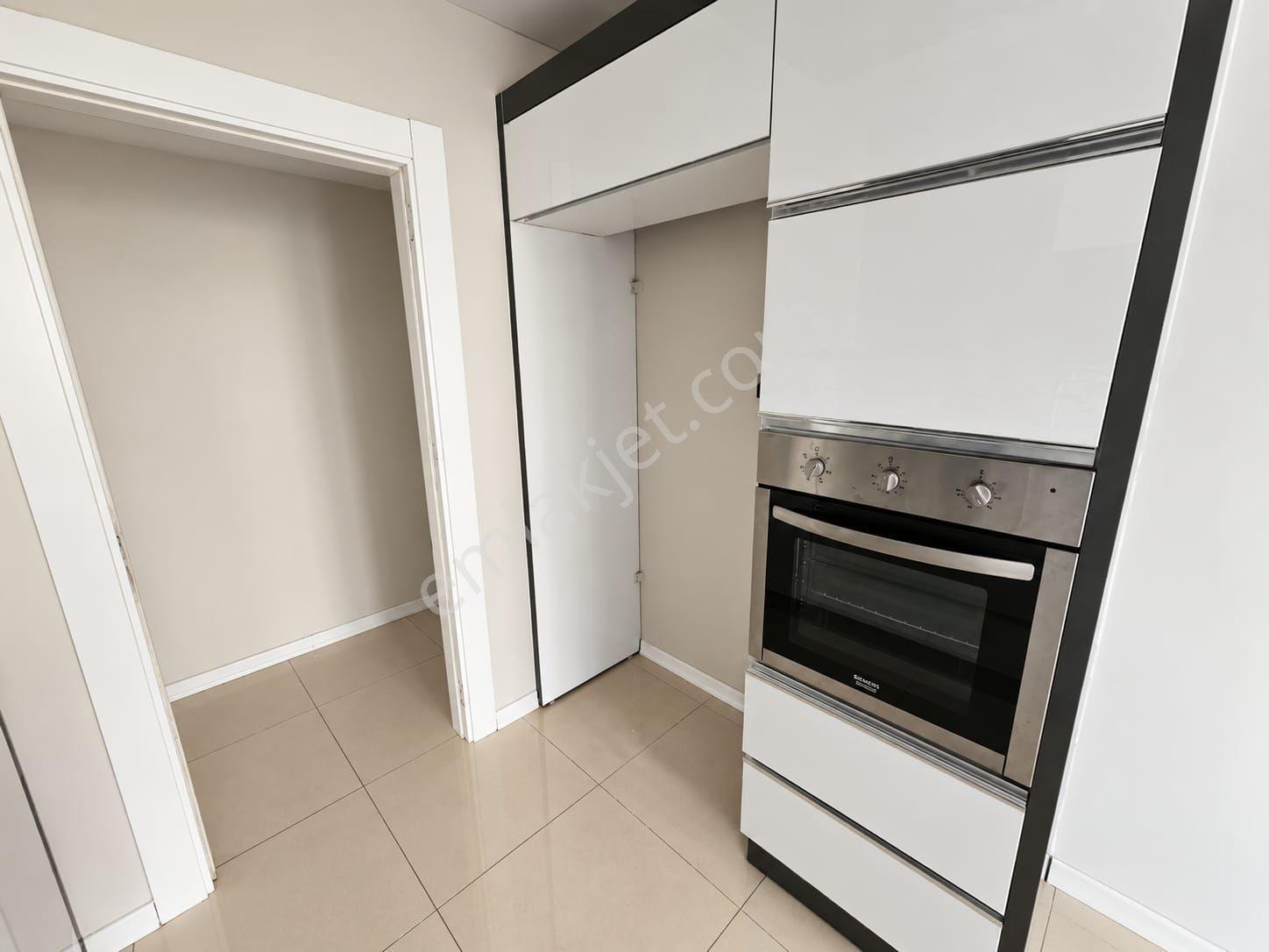 Menemen Zeytin Evleri’nde Havuz Manzaralı, Satılık Daire 3+1 — fotoğraf 3