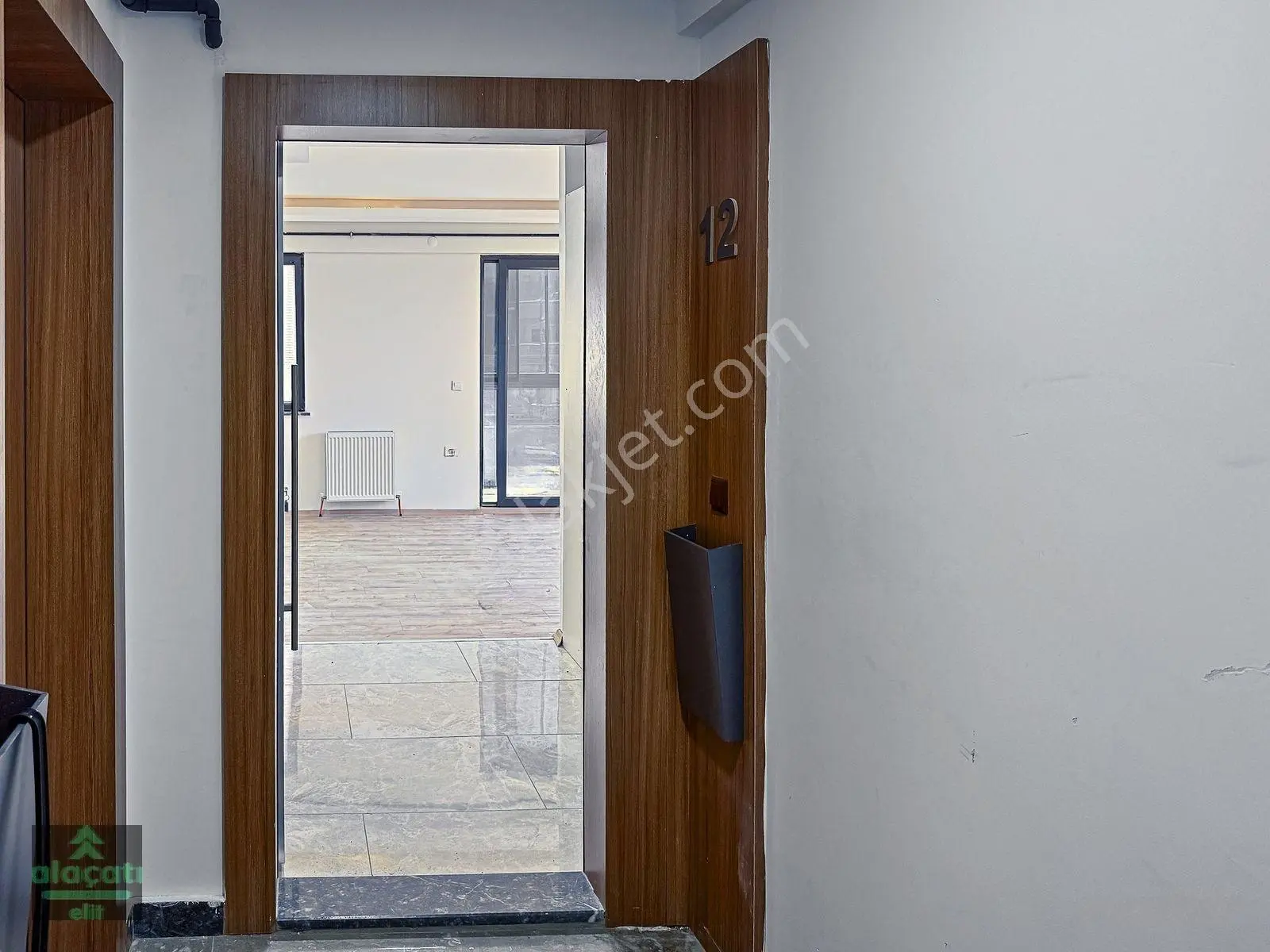 Kızılcaşar Yüksek Tavanlı Site İçinde Satılık 2+1 Daire — fotoğraf 5