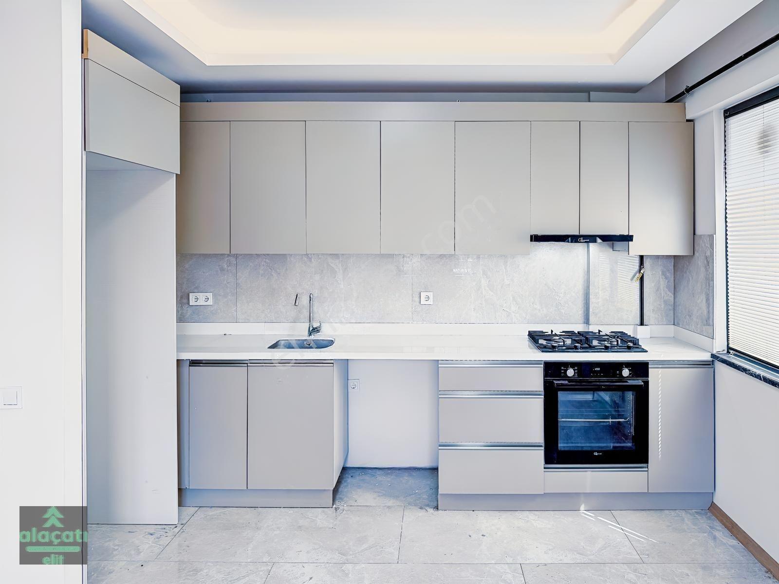Kızılcaşar Yüksek Tavanlı Site İçinde Satılık 2+1 Daire — fotoğraf 11