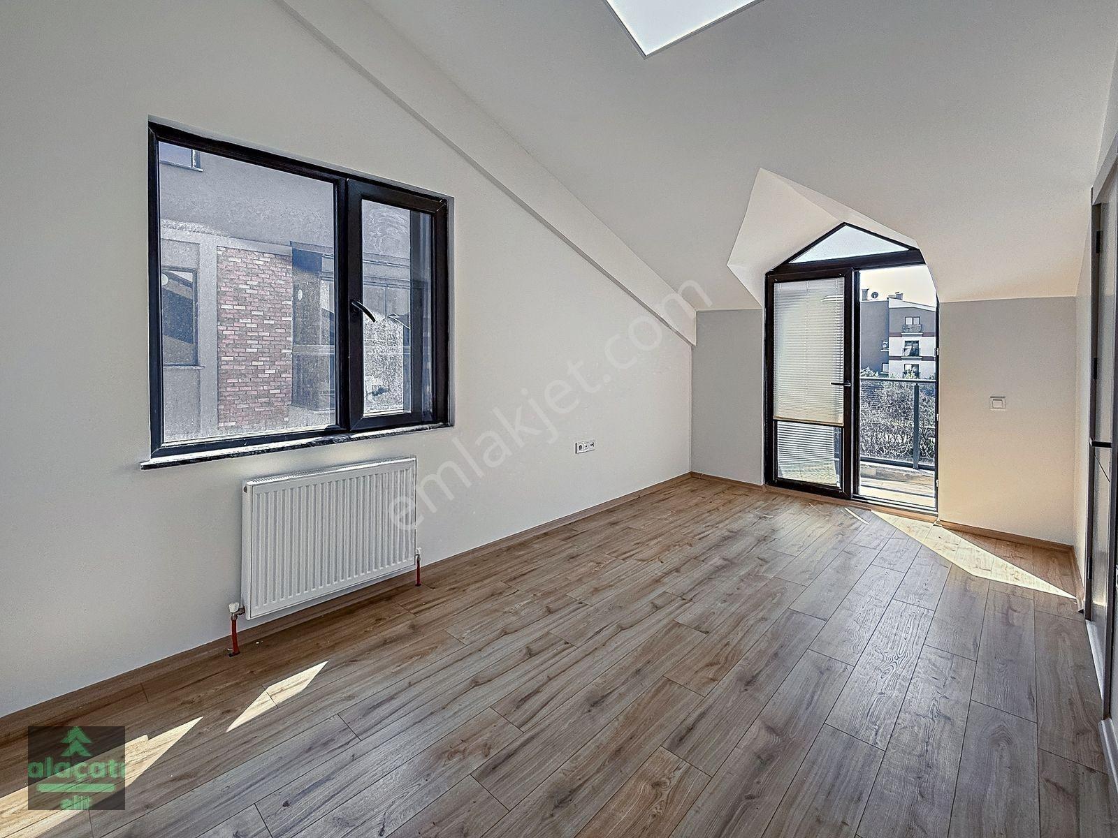 Kızılcaşar Yüksek Tavanlı Site İçinde Satılık 2+1 Daire — fotoğraf 23