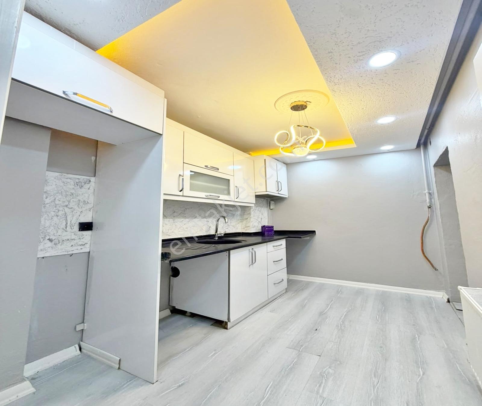 Esenyurt Kıraç Battalgazi Mah. 2.kat 2+1 Balkonlu 2.900.000 Tl — fotoğraf 14
