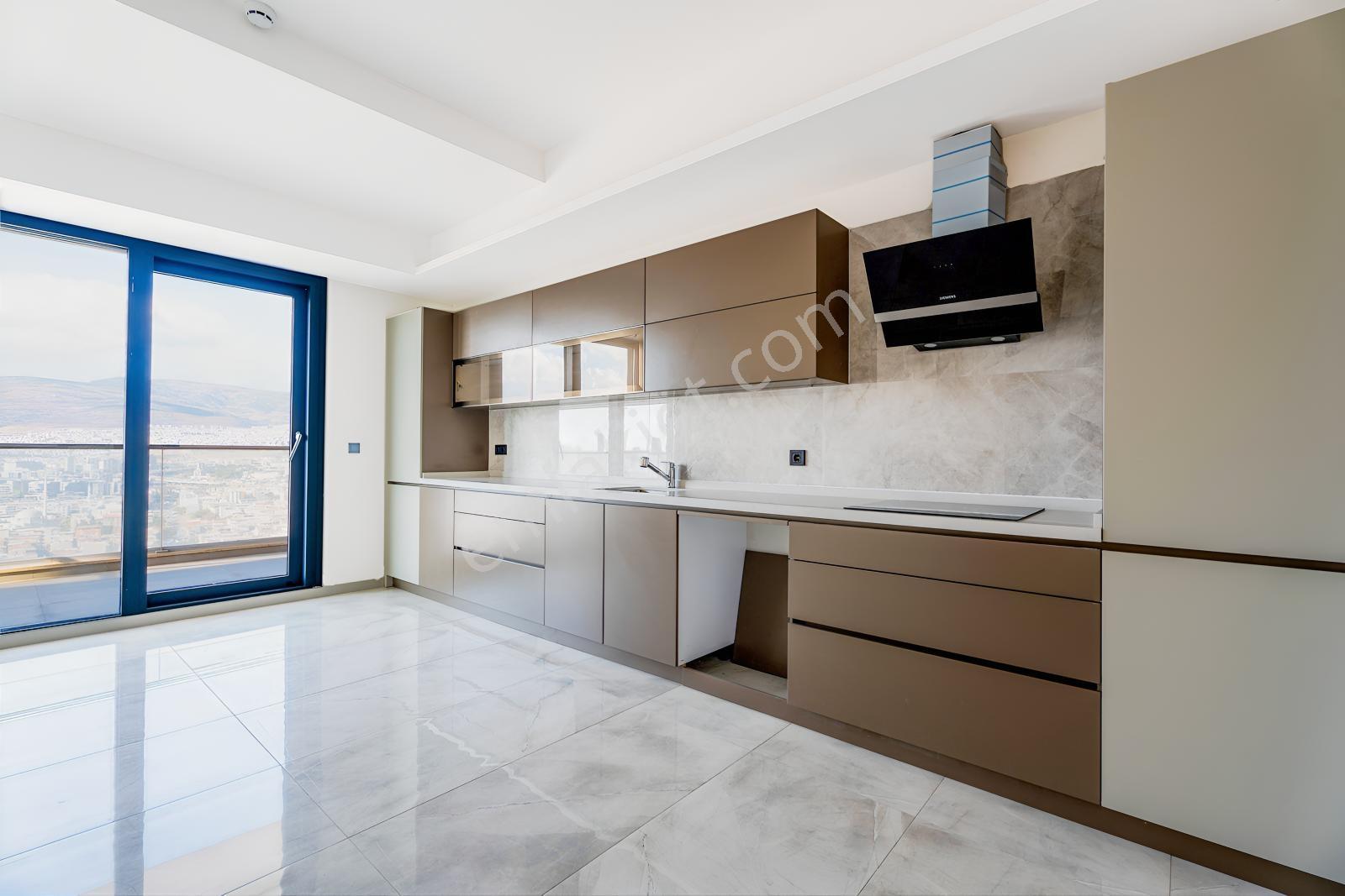 Bornova 4,5+1 İkon Live'deniz Manzaralı Satılık 313 M² Daire — fotoğraf 5
