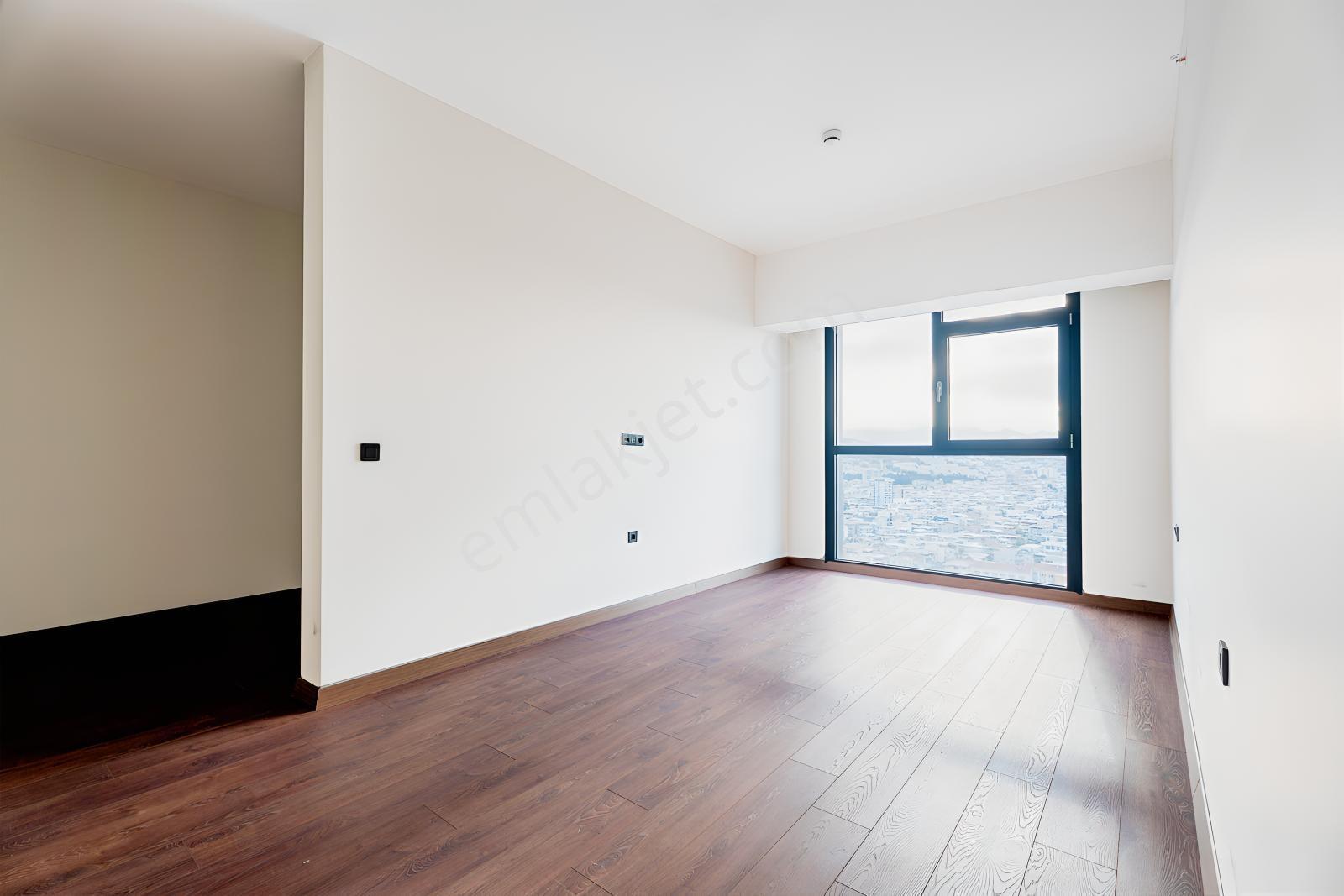 Bornova 4,5+1 İkon Live'deniz Manzaralı Satılık 313 M² Daire — fotoğraf 6