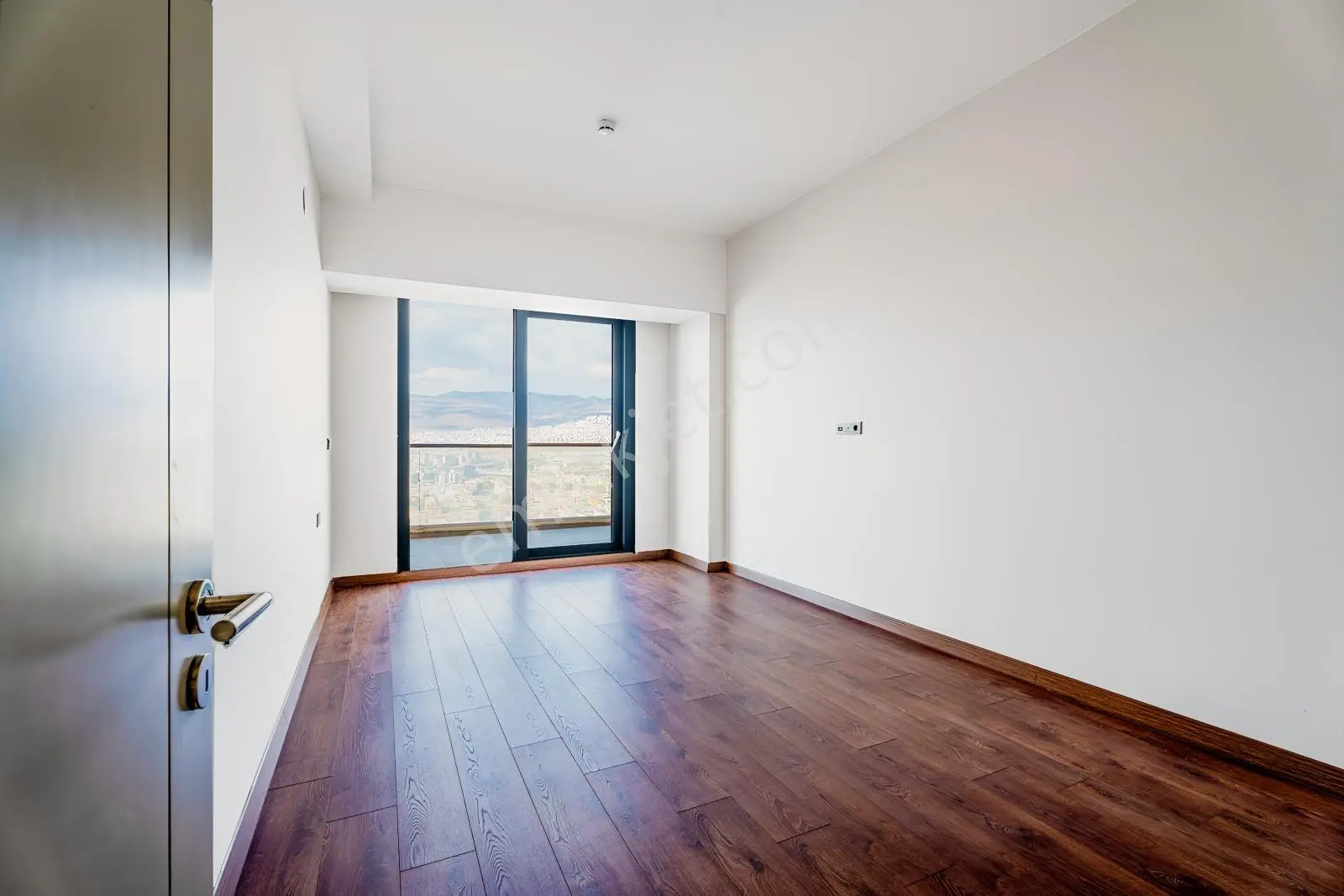 Bornova 4,5+1 İkon Live'deniz Manzaralı Satılık 313 M² Daire — fotoğraf 9