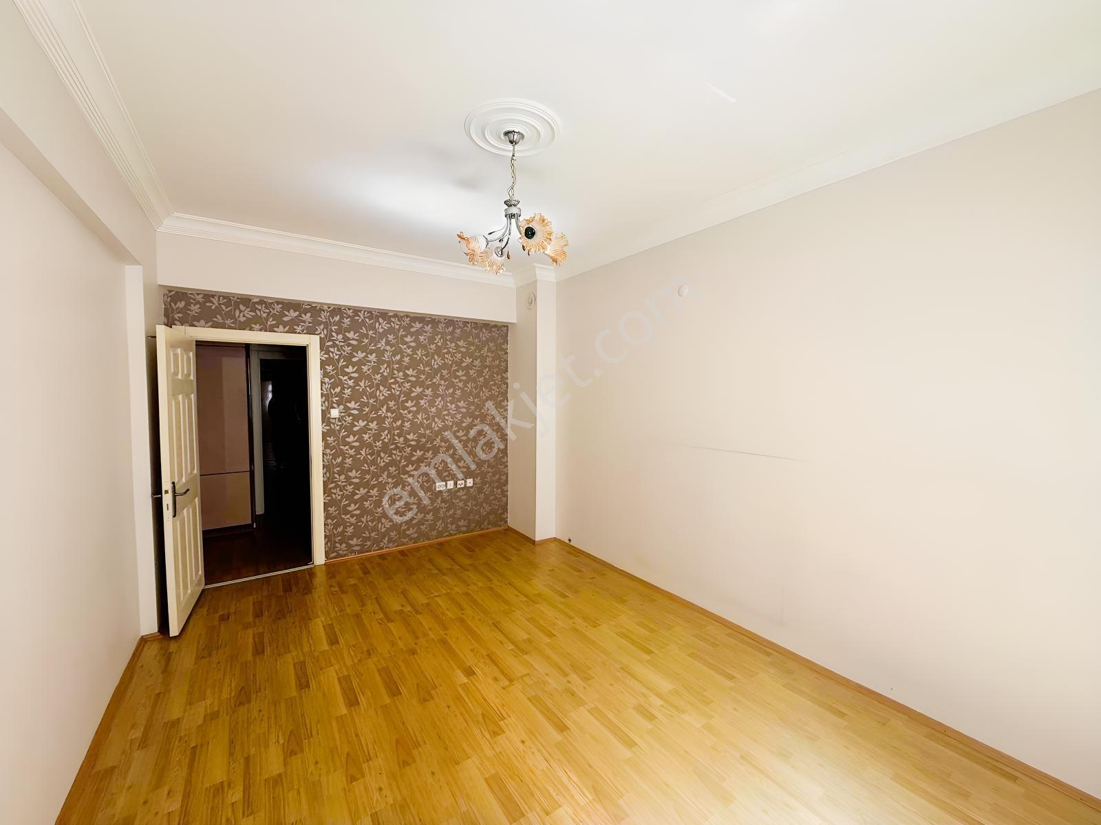 Fetanet Emlaktan Talas Kiçiköyde 3+1 Arakat Masrafsız Daire — fotoğraf 18
