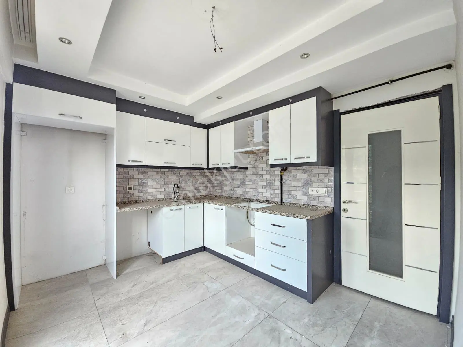 Denizli Gümüşçay Da Cadde Üstü Full Kredili Fırsat 2+1 Daire — fotoğraf 2