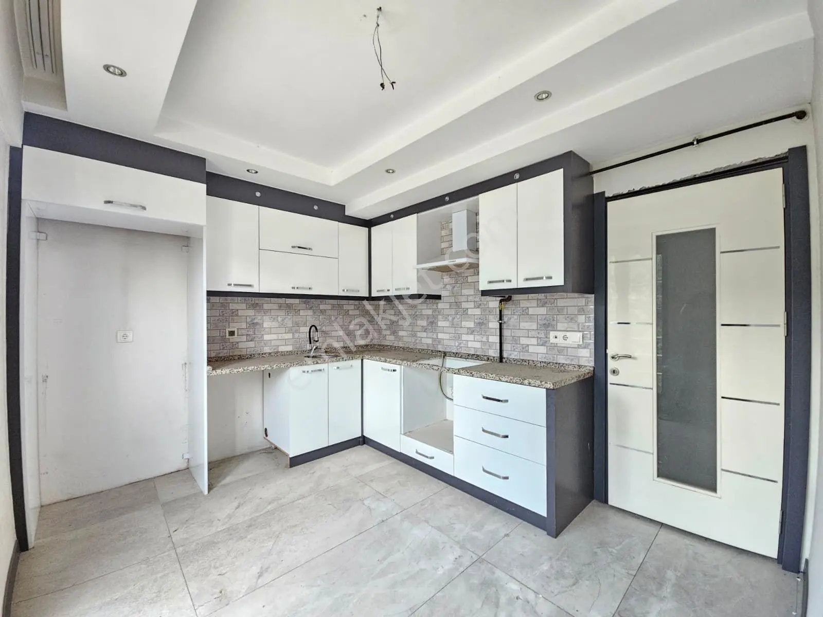 Denizli Gümüşçay Da Cadde Üstü Full Kredili Fırsat 2+1 Daire — fotoğraf 3