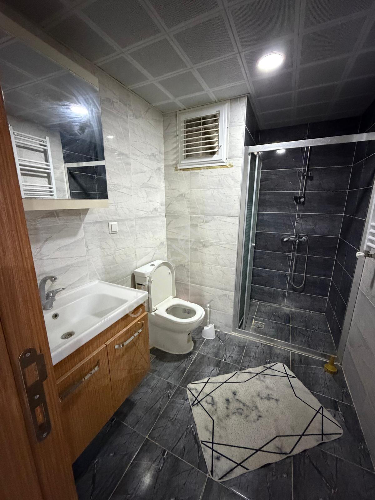 Üniversiteye Yakın-iskanlı-1+1 Eşyalı Arakat Satılık Daire — fotoğraf 6