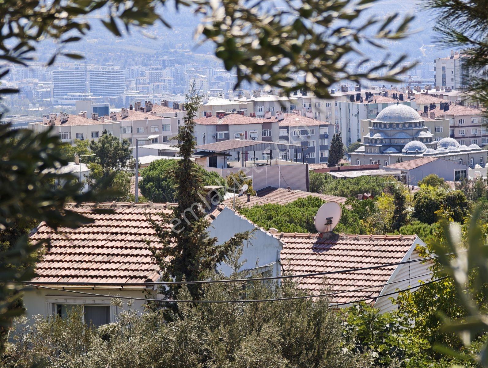 Buca Murathan Mahallesinde 3+1 Satılık Bahçeli Köşe Dubleks Ev — fotoğraf 14