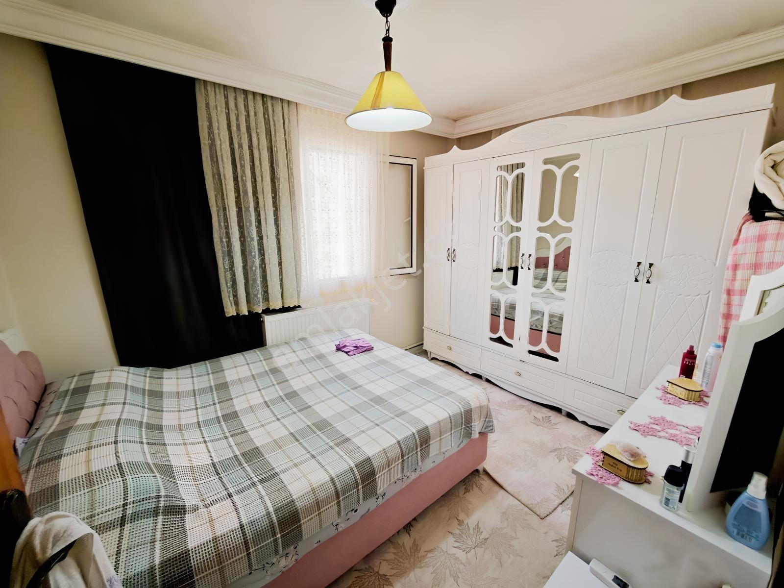 Buca Murathan Mahallesinde 3+1 Satılık Bahçeli Köşe Dubleks Ev — fotoğraf 20