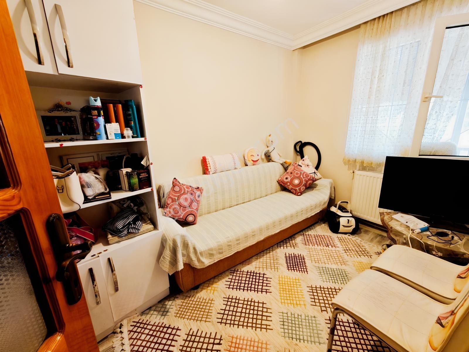 Buca Murathan Mahallesinde 3+1 Satılık Bahçeli Köşe Dubleks Ev — fotoğraf 22