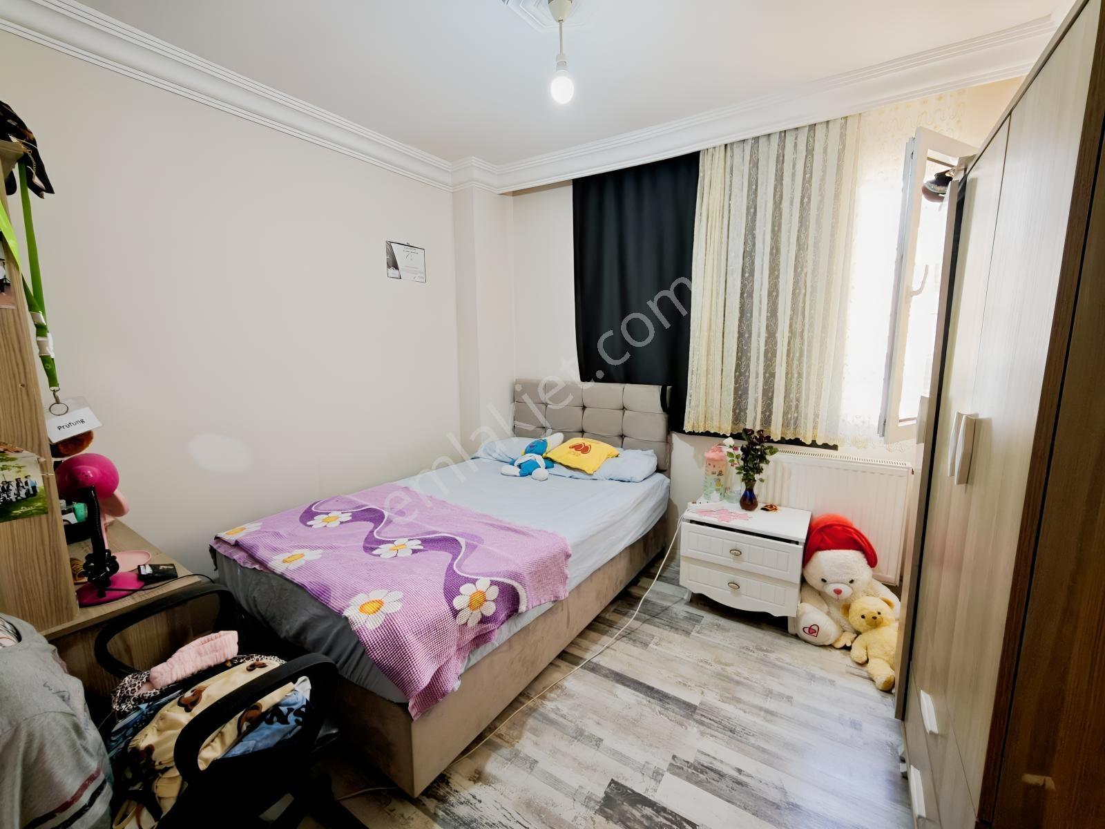 Buca Murathan Mahallesinde 3+1 Satılık Bahçeli Köşe Dubleks Ev — fotoğraf 24