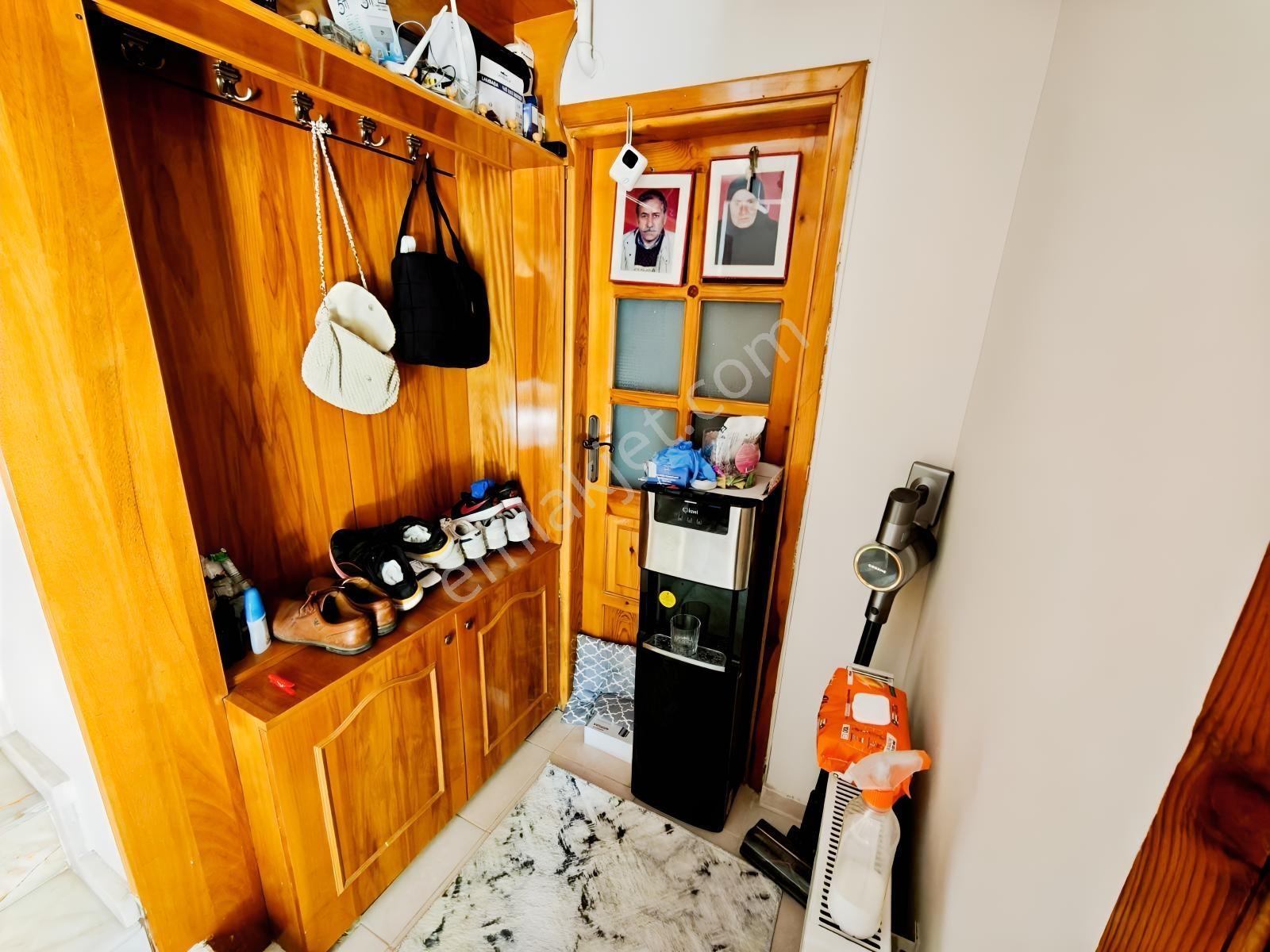 Buca Murathan Mahallesinde 3+1 Satılık Bahçeli Köşe Dubleks Ev — fotoğraf 27