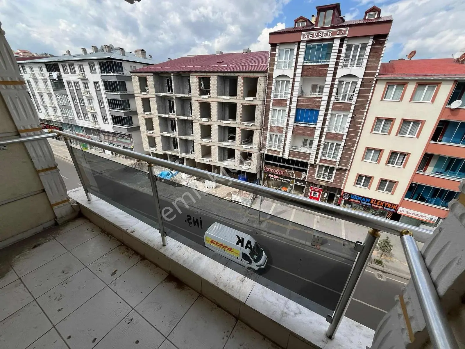 Şehitler'de Köşe Başında 3+1 Daire Ara Kat Balkon Asansör Yolcep — fotoğraf 10