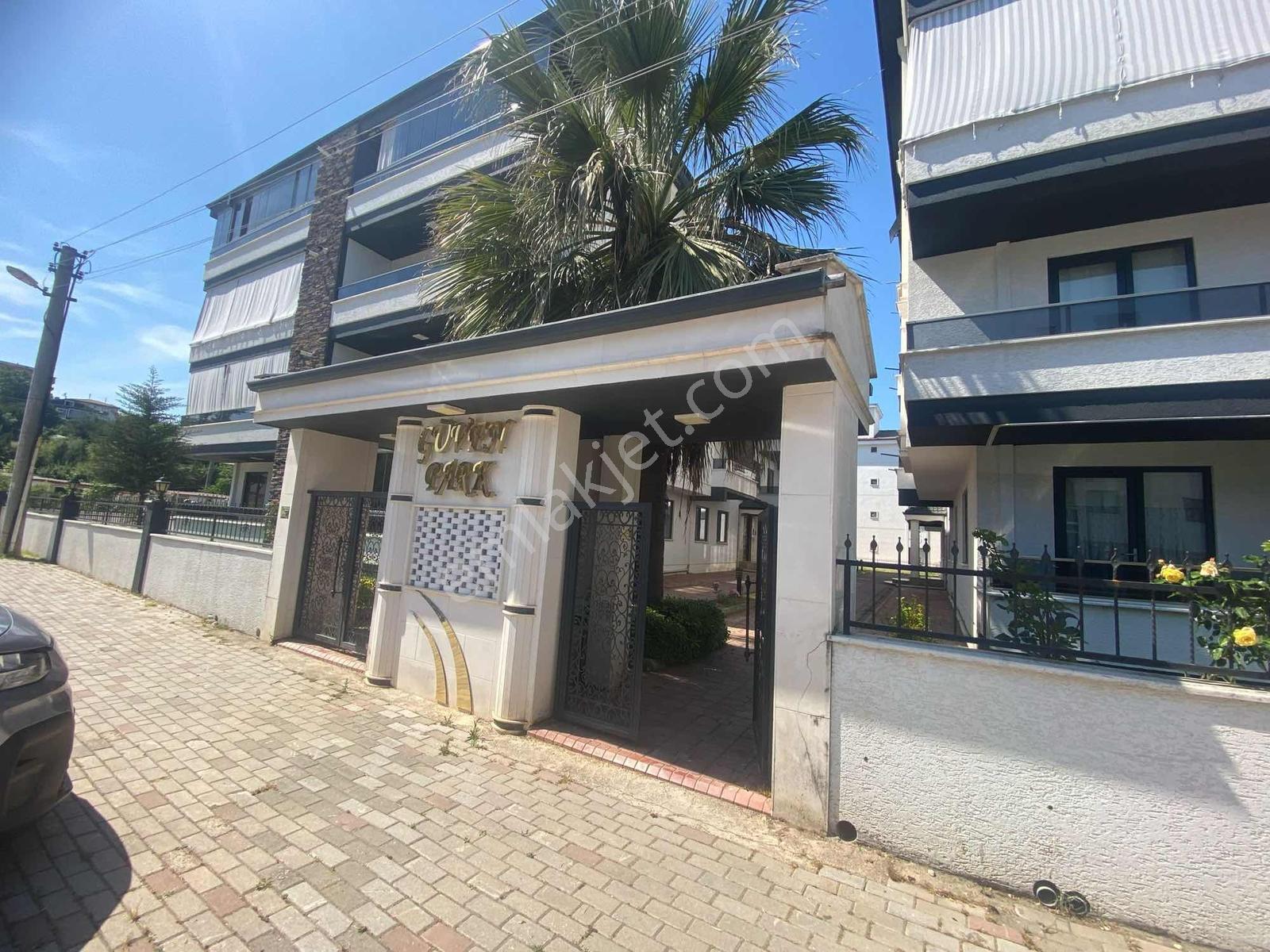 Blue' Dan Site İçi + Kapalı Otopark 3+1 Geniş Masrafsız Daire !!