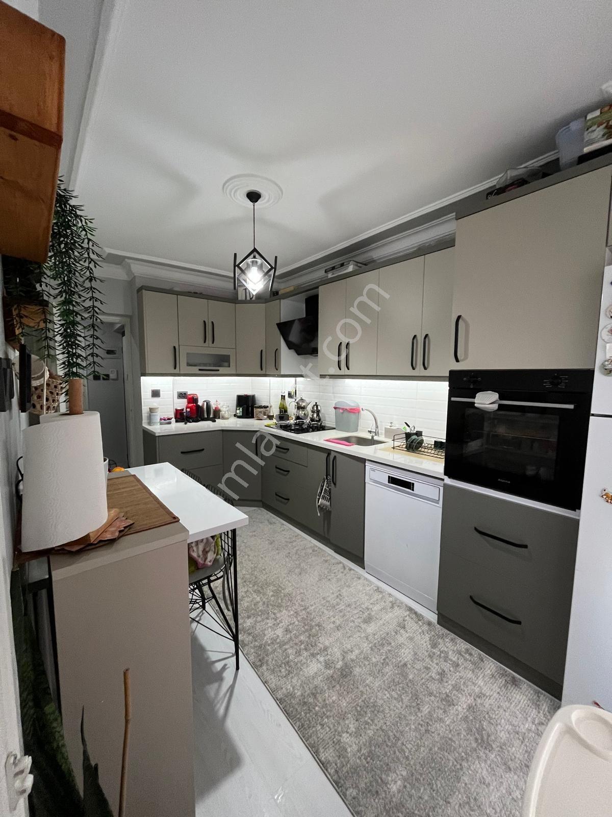 Nazilli Turanda Caddeüzeri Lüks 3+1 Daire — fotoğraf 6