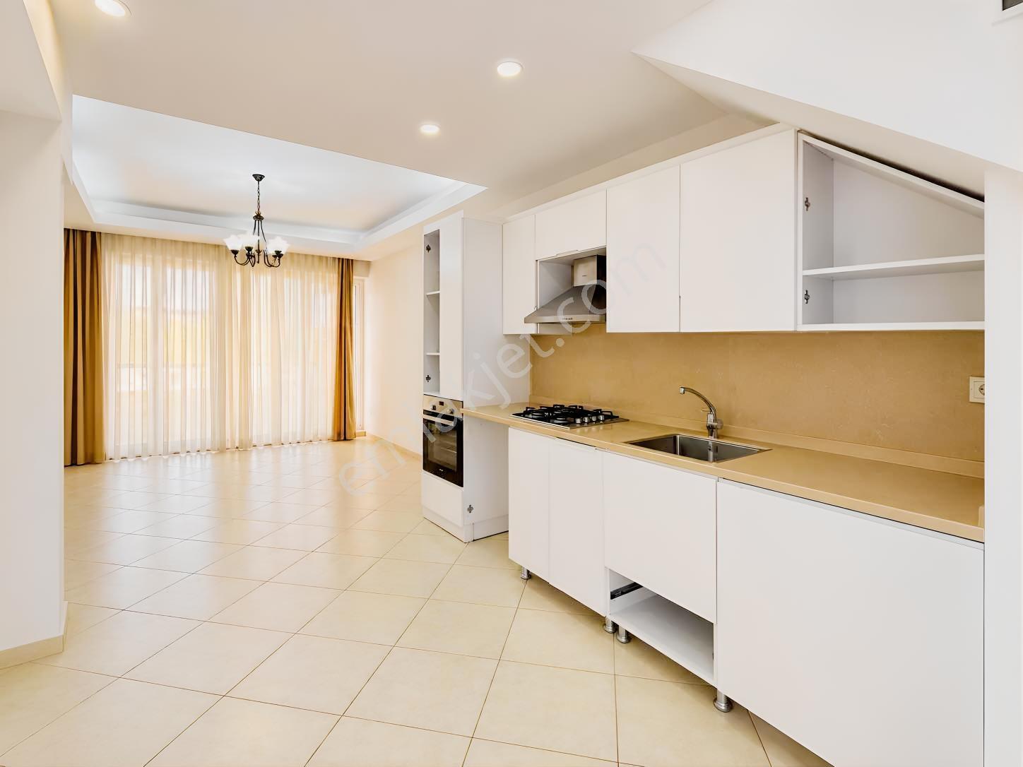 Life İn Lara'da Satılık Villa — fotoğraf 8