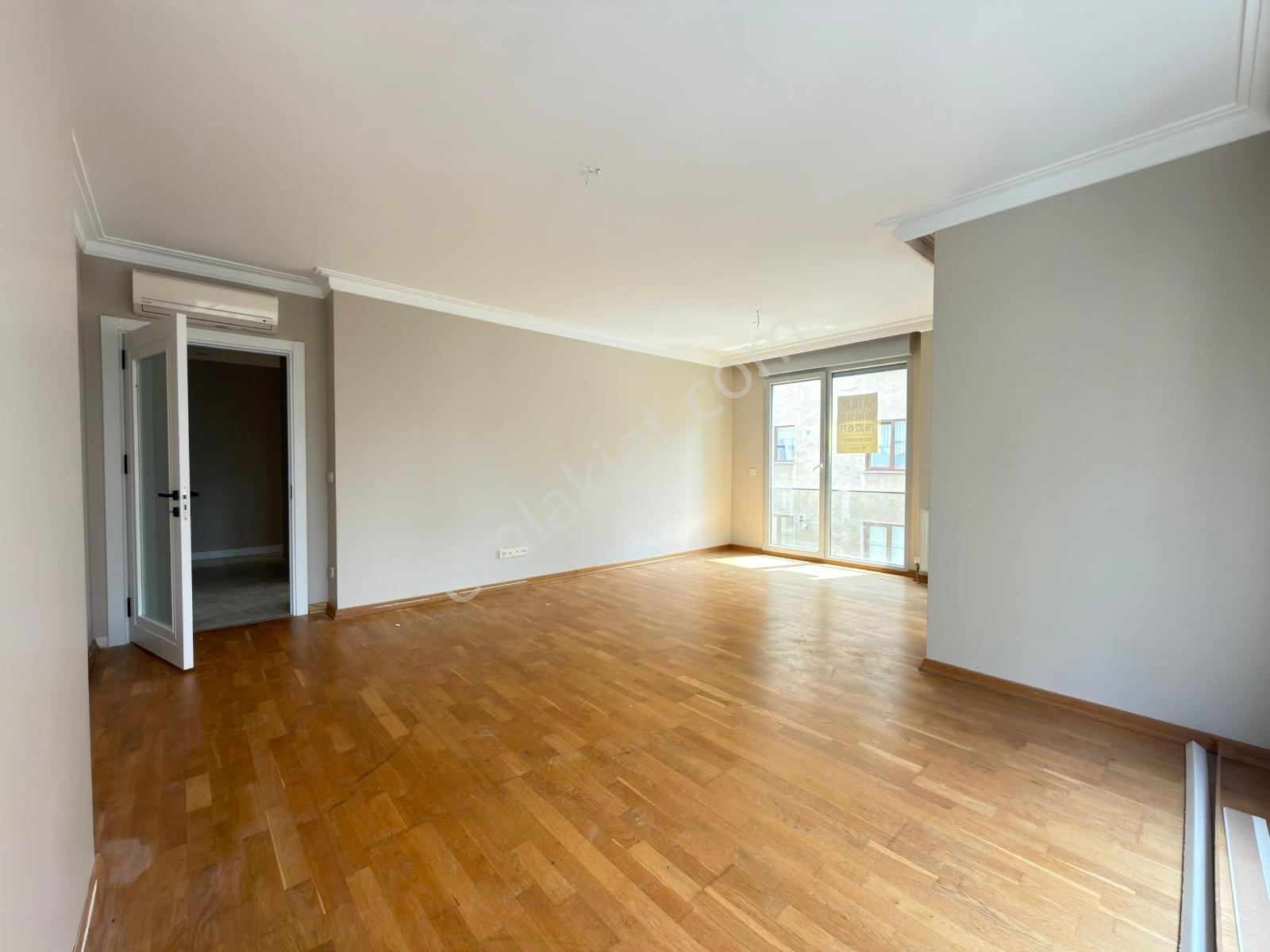 Poyraz'dan Suadiyede 7/24 Güvenlikli Sitede Balkonlu 3+1 Satılık — fotoğraf 5