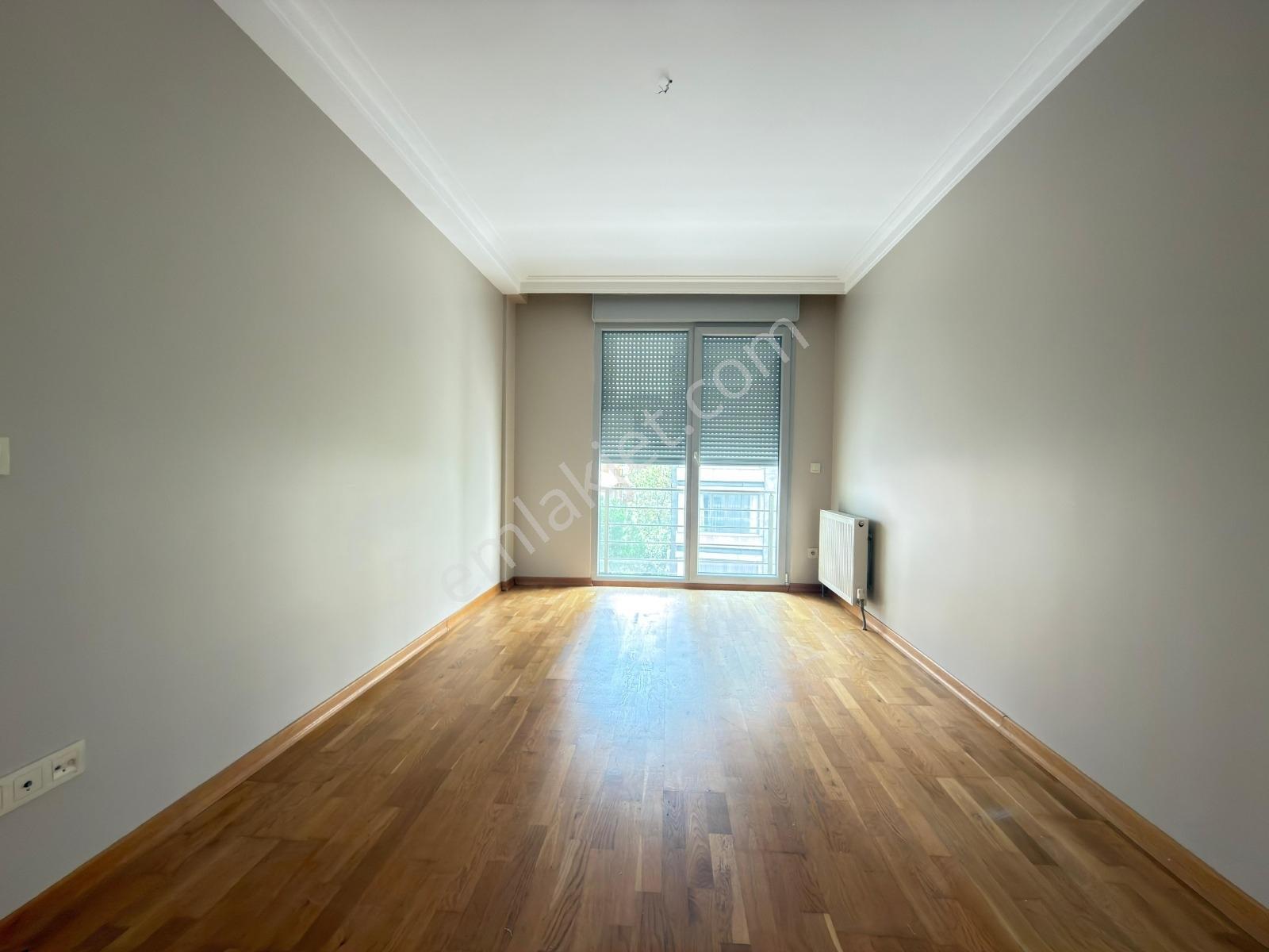 Poyraz'dan Suadiyede 7/24 Güvenlikli Sitede Balkonlu 3+1 Satılık — fotoğraf 15
