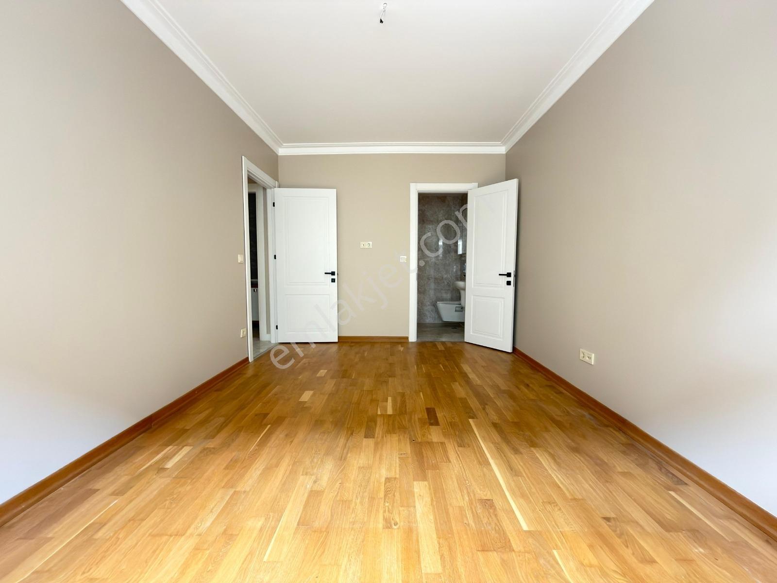 Poyraz'dan Suadiyede 7/24 Güvenlikli Sitede Balkonlu 3+1 Satılık — fotoğraf 21