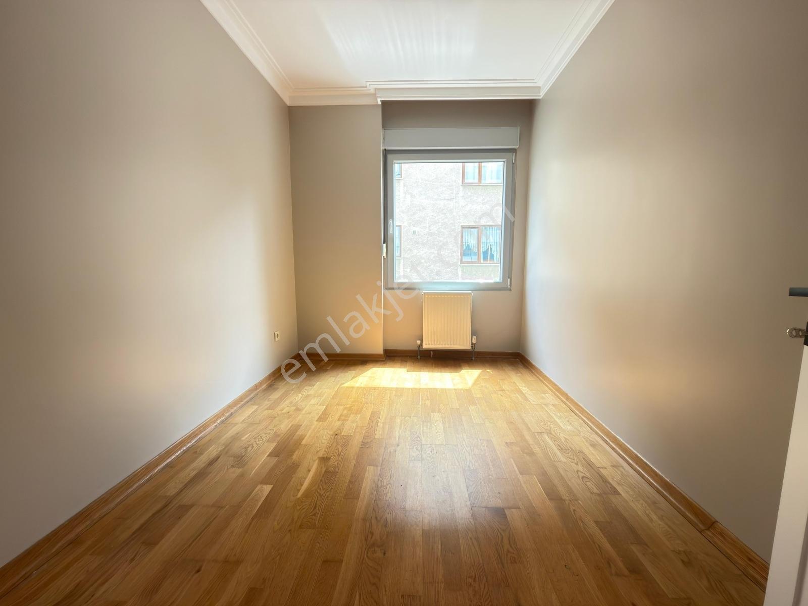 Poyraz'dan Suadiyede 7/24 Güvenlikli Sitede Balkonlu 3+1 Satılık — fotoğraf 24