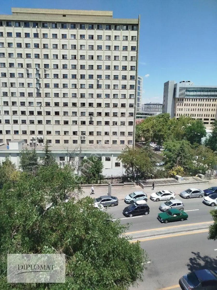 Emek Kazakistan Caddesi Gazi Tıp Hastanesi Karşısi Geniş 3+1 Asansörlü Kapalı Otoparklı — fotoğraf 9
