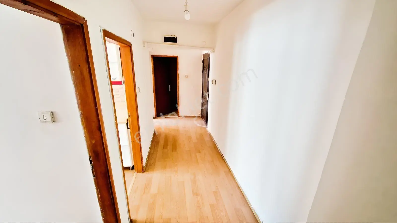 Abidinpaşada Kot-3 De 2+1 Yapılı Satılık Daire — fotoğraf 21