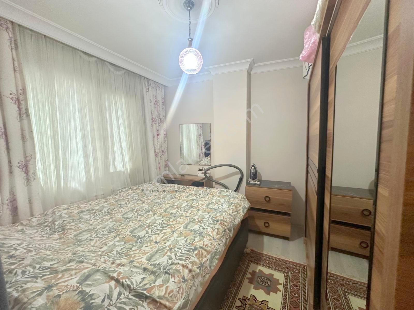 Serkan Gayrimenkulden Bahçelievler Ahmet Yesevi Cadde Üzeri Kullanışlı 2+1 — fotoğraf 11