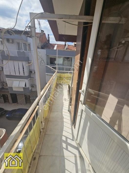 Agoraya Yakın 2+1 Jeotermal Li Yatirimlik Boş Daire — fotoğraf 9