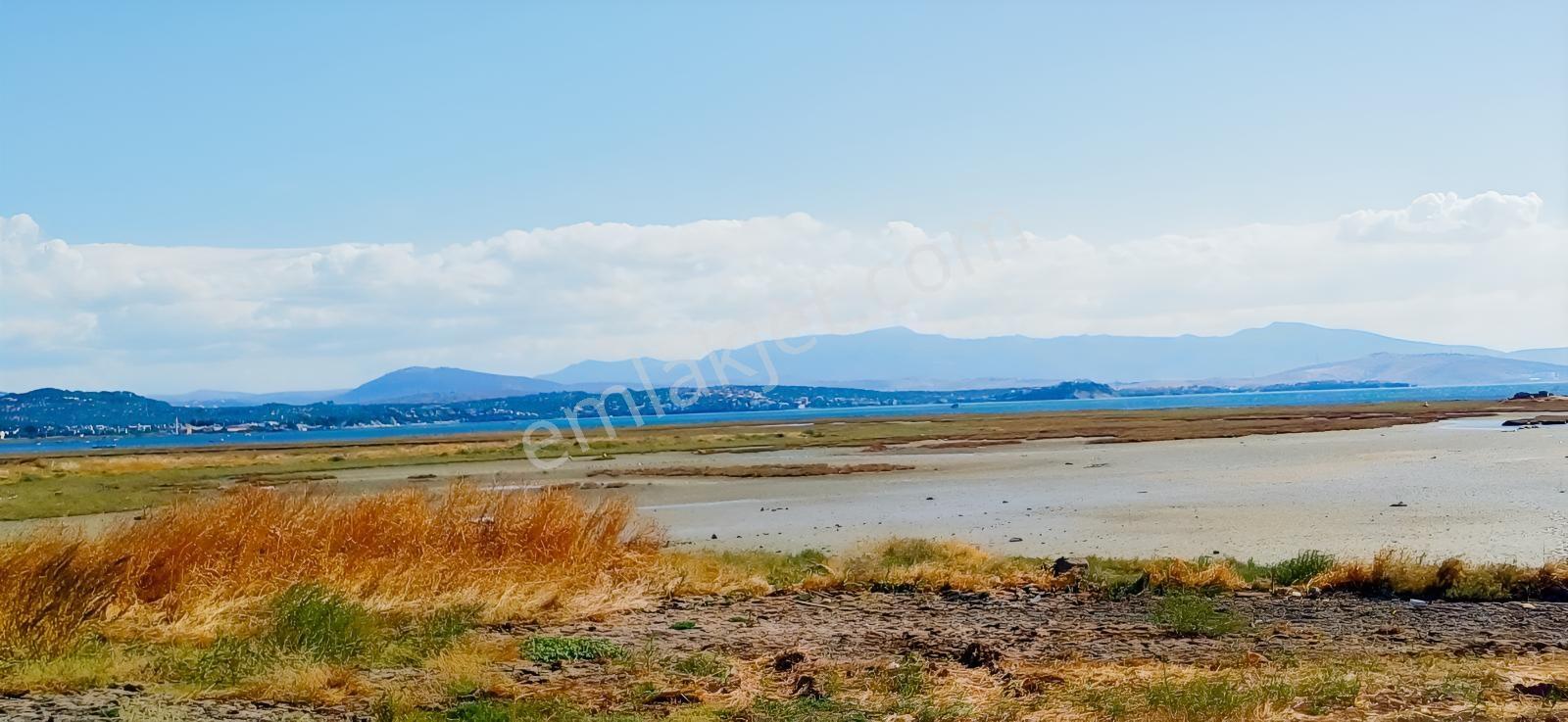 Çandarlı Liman Bölgesi Deniz Kenarı Satılık Arazi — fotoğraf 2