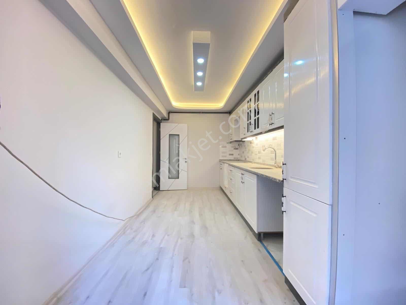 Buca Göksu Mah 3+1 115 M2 Ayrı Mutfaklı Bahçeli Sıfır Lüks Daire — fotoğraf 2