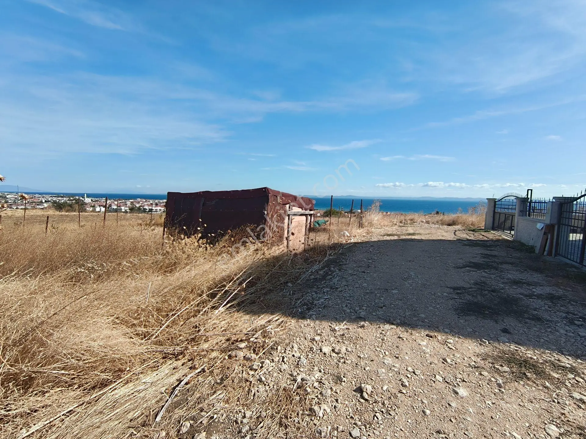 Bulut Yatırımdan 222 M² % 25 İmarlı Merkezi Konumda Arsa — fotoğraf 3
