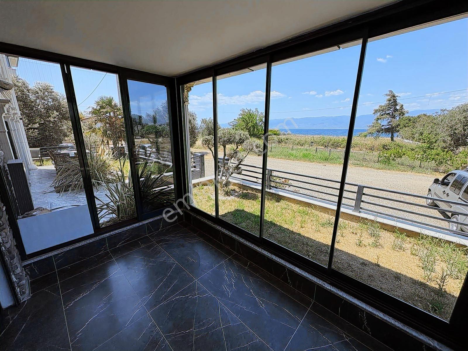 Avcı'dan İskele'de Denize Sıfır 5+2 300m2 Villa — fotoğraf 7