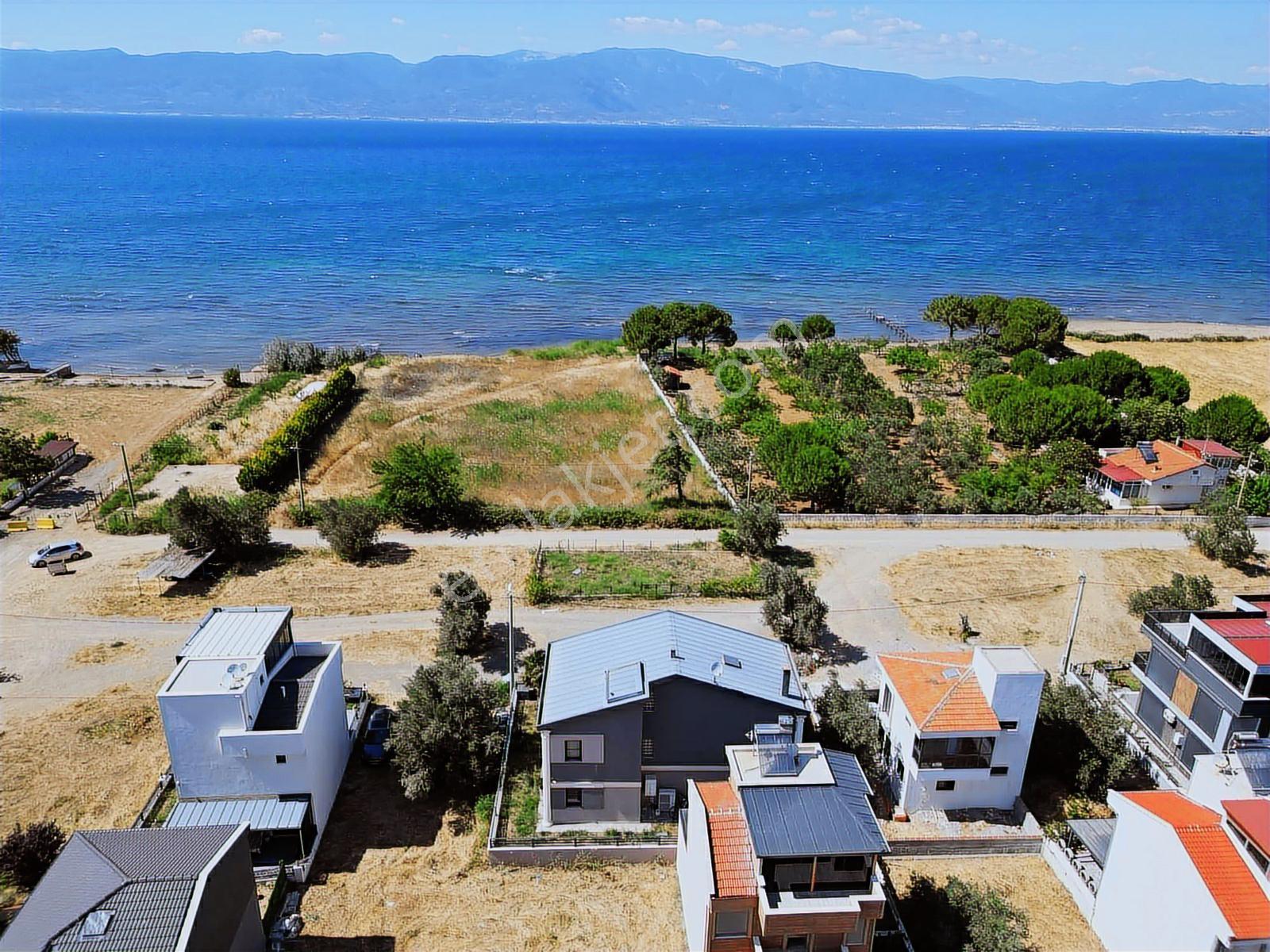 Avcı'dan İskele'de Denize Sıfır 5+2 300m2 Villa — fotoğraf 9