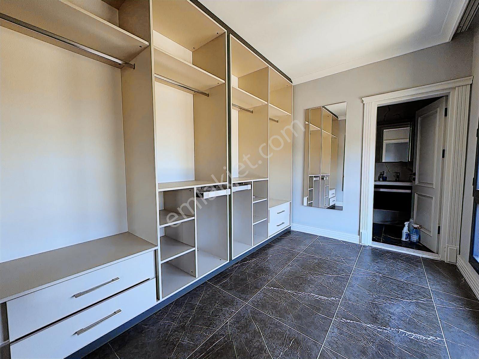 Avcı'dan İskele'de Denize Sıfır 5+2 300m2 Villa — fotoğraf 11