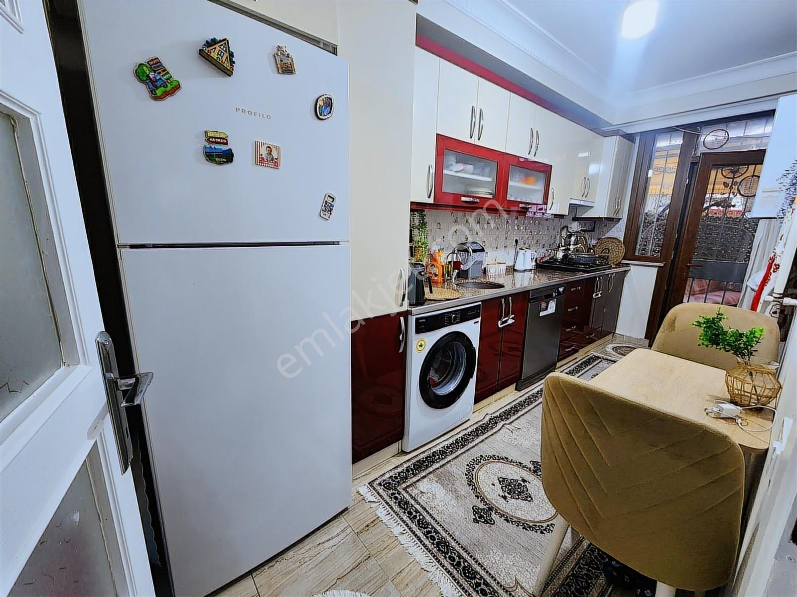Satılık 2+1 Arkası Bahçeli Özel Yapılı Daire — fotoğraf 5