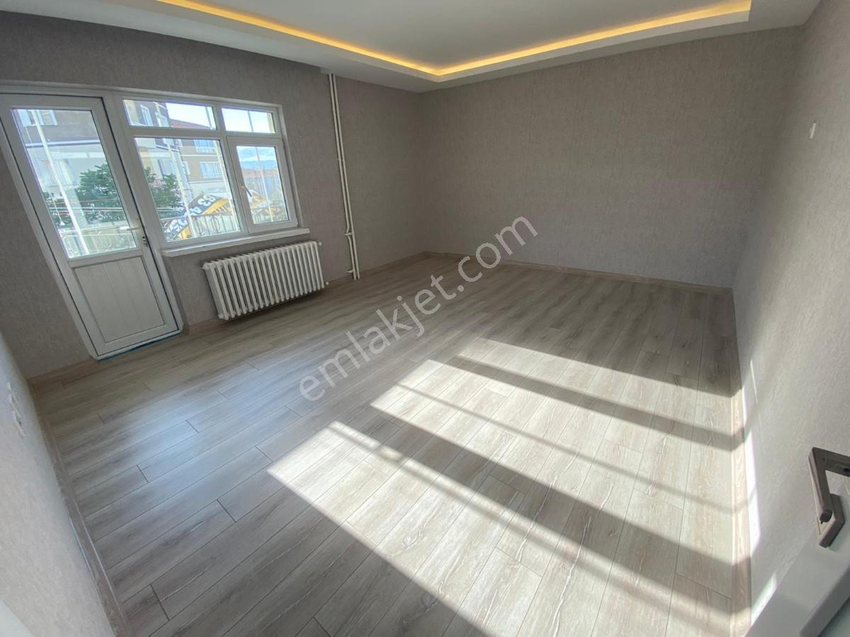 Sincan Ertuğrulgazi Mah 3+1 Full Yapılı Bağımsız Ara Kat Daire — fotoğraf 6