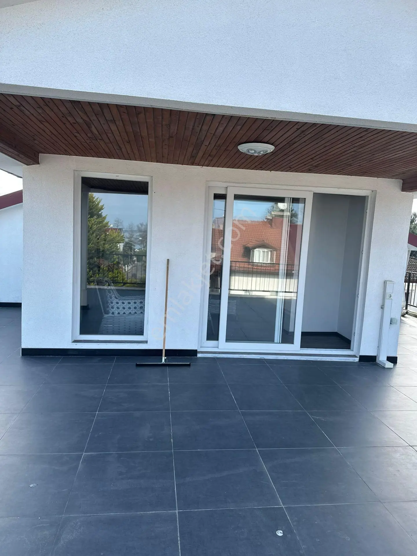 Tuğba Yörür'den Akyazı Mahallesinde Satılık Villa — fotoğraf 5
