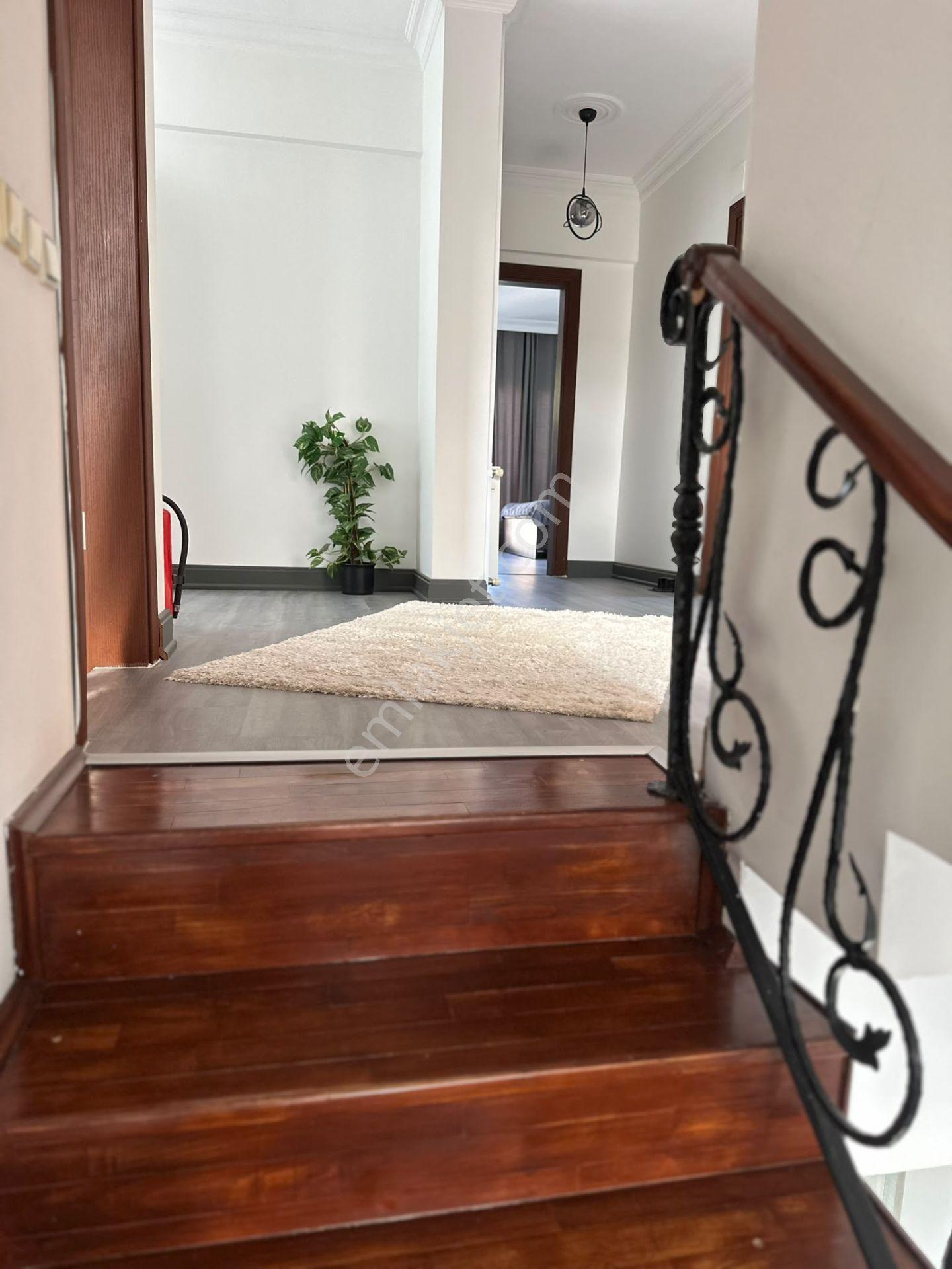 Tuğba Yörür'den Akyazı Mahallesinde Satılık Villa — fotoğraf 11