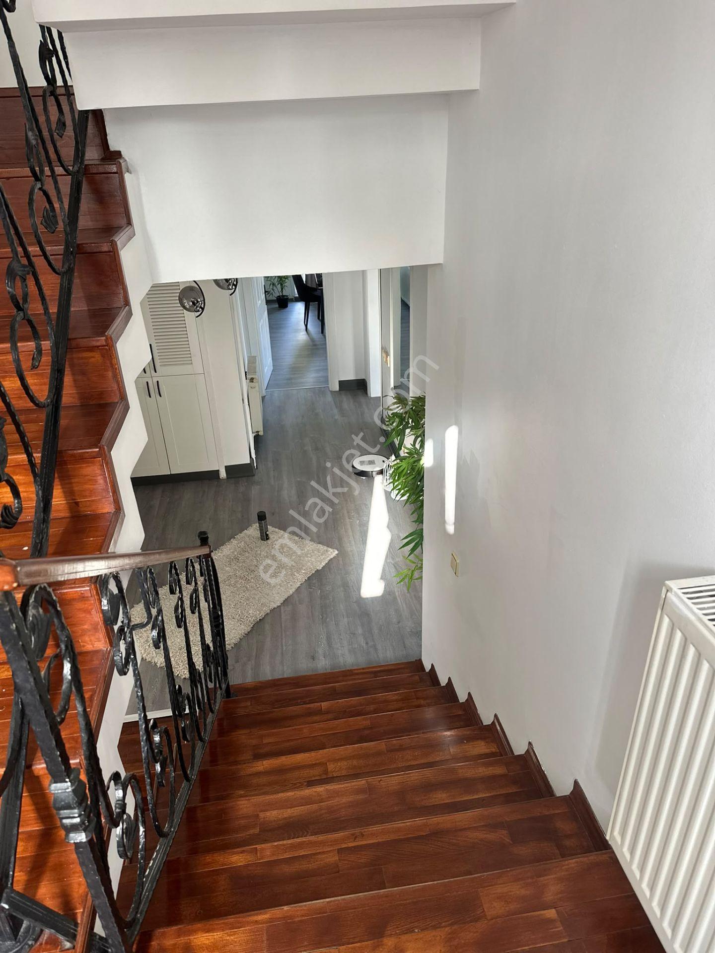 Tuğba Yörür'den Akyazı Mahallesinde Satılık Villa — fotoğraf 12