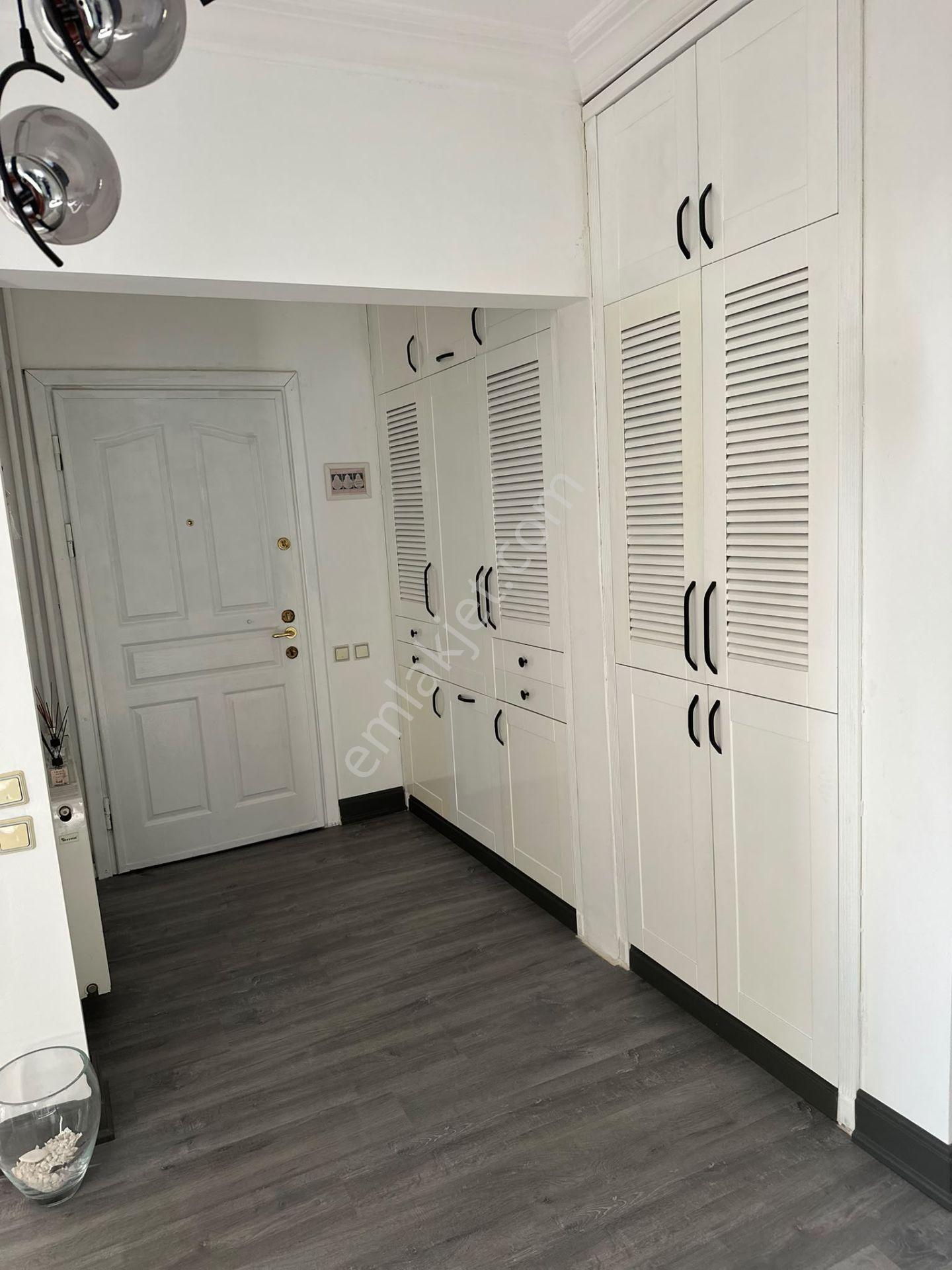 Tuğba Yörür'den Akyazı Mahallesinde Satılık Villa — fotoğraf 13