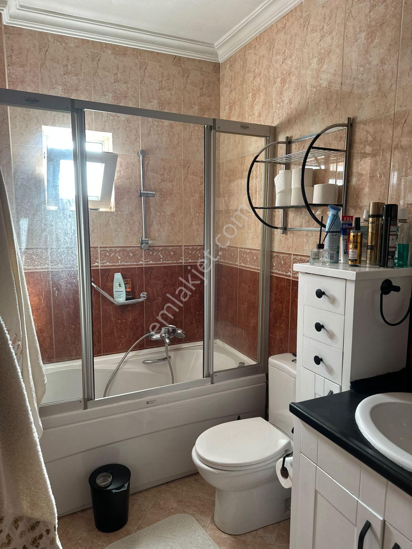 Tuğba Yörür'den Akyazı Mahallesinde Satılık Villa — fotoğraf 16