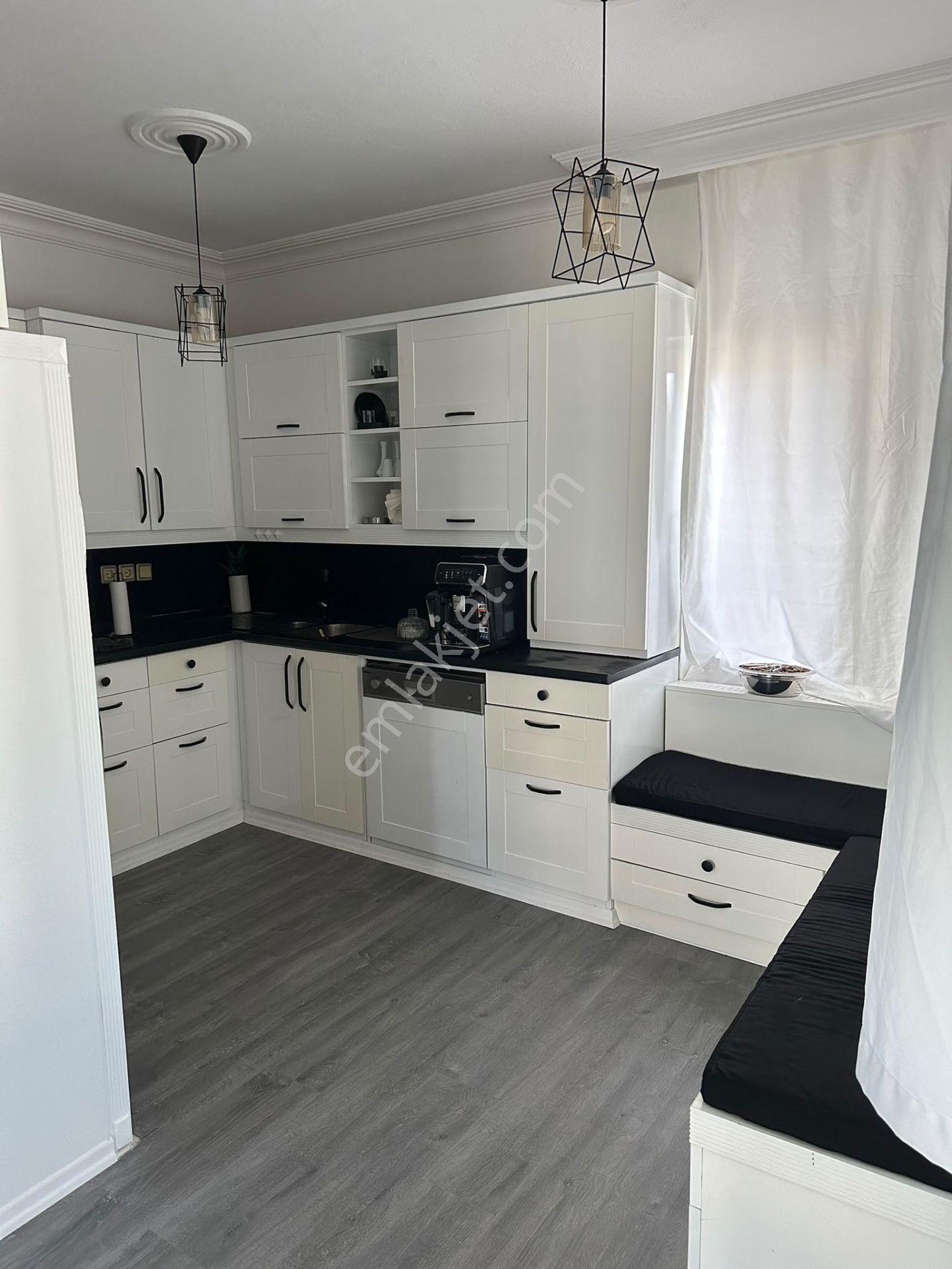 Tuğba Yörür'den Akyazı Mahallesinde Satılık Villa — fotoğraf 24