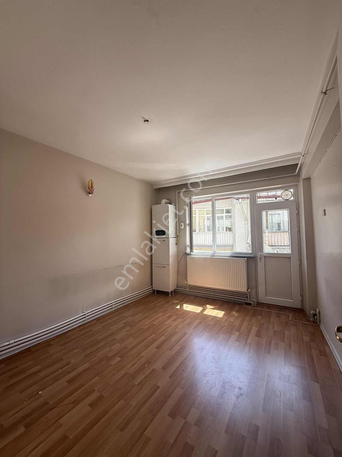 Sivas Kepenek Caddesinde Satılık 2+1 Daire — fotoğraf 12