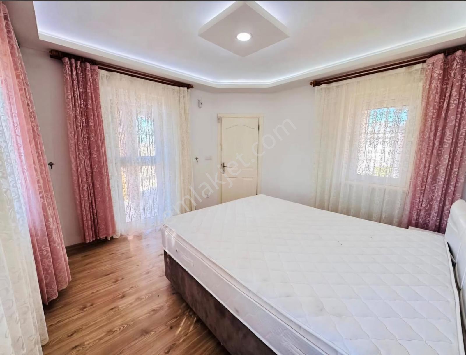 Masmavi Deniz Manzarasına Uyanmak Mümkün!4+1 Villa Bu Paraya ! — fotoğraf 11